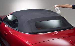 "Cómo cuidar  el techo de tu coche  descapotable"